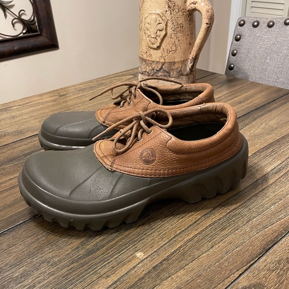 Crocs All Terrain Axle Men’s 12 Brown Leather Duck Boat Lace Clogs Comfy Shoes - Picture 3 of 10